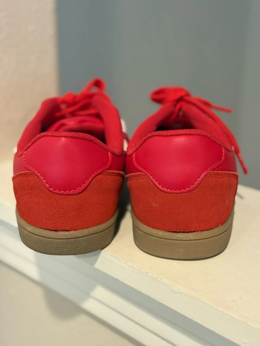 Kids' Boston Red Court Sneakers - Cat & Jack Youth Big Kid Size 6 New W/O Tags